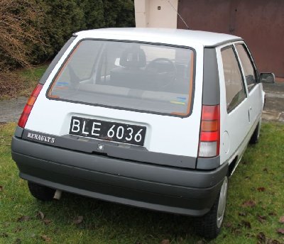 Renault5_m.jpg